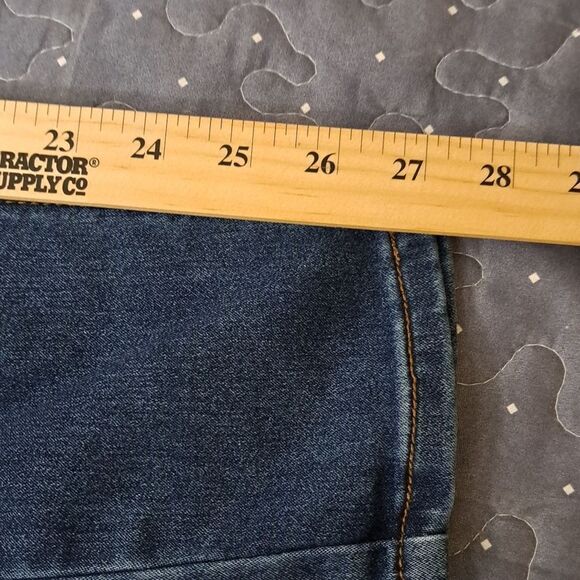 Ellen Tracy Serene jeans size 4 - Picture 7 of 7